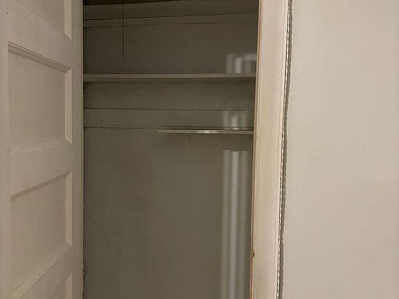 4th image of 709 S 3rd St #415