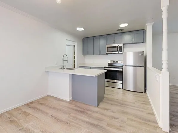 Barrett Apartments