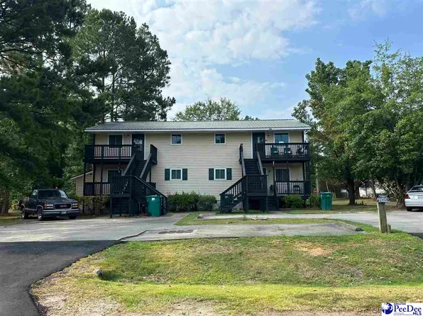 541 Clark St, Cheraw, SC 29520