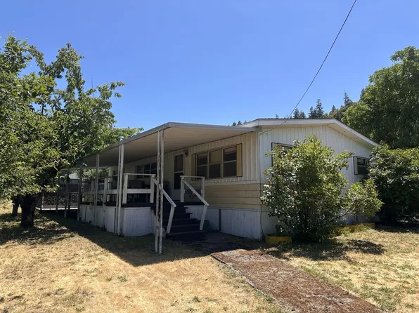 49 Walnut Way, Willow Creek, CA 95573
