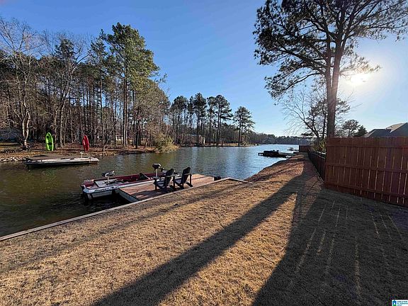 4th image of 7675 Gardenwood Cir