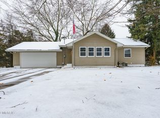 1281 N 28th St, Kalamazoo, MI 49048