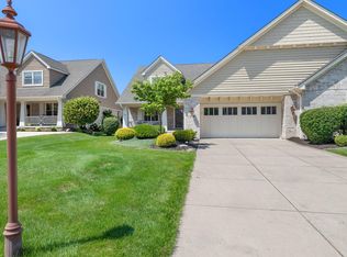 1018 Sterling Ct, Crown Point, IN 46307
