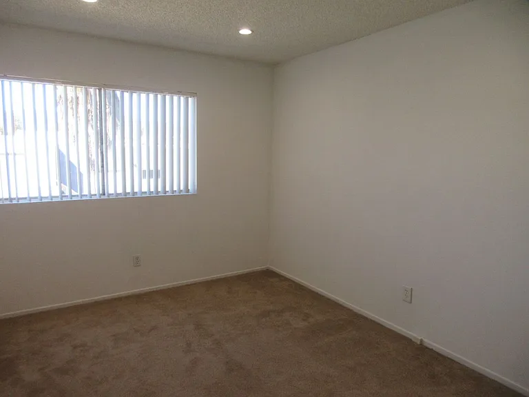 8865 Independence Ave #26 — Photo 14
