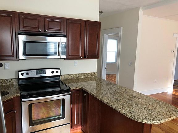 2nd image of 290 Hilldale Ave
