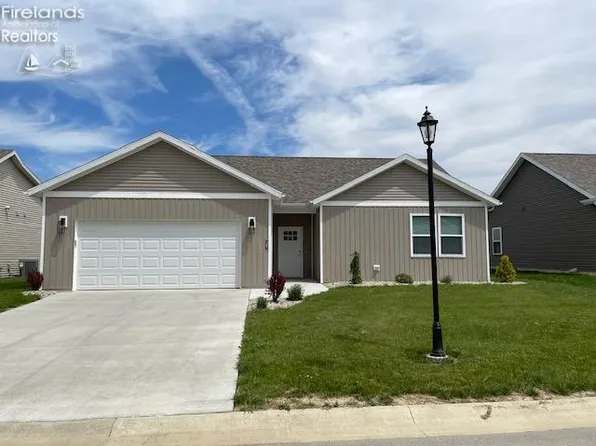 485 Myah Dr, Fremont, OH 43420