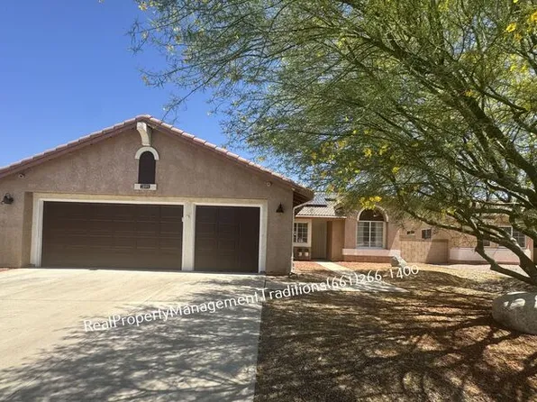 3809 Cocina Ln #L, Palmdale, CA 93551