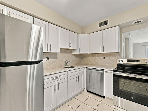 3rd image of 9935 Pineapple Tree Dr APT 108