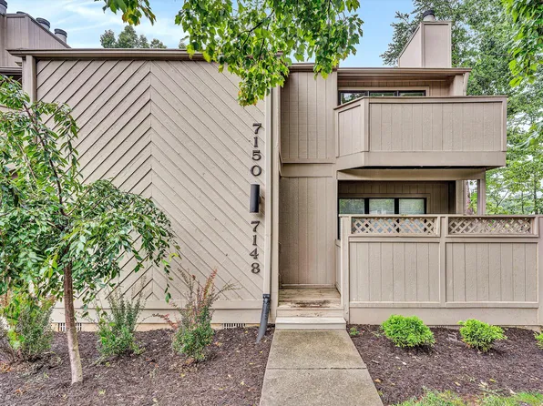 7150 Pine Ct, Roanoke, VA 24018