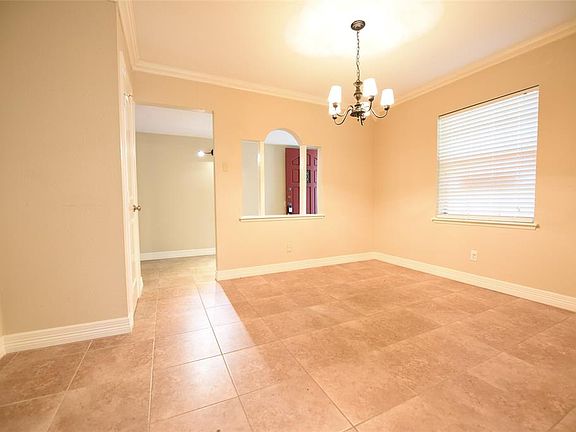 4th image of 5069 Avery Ln