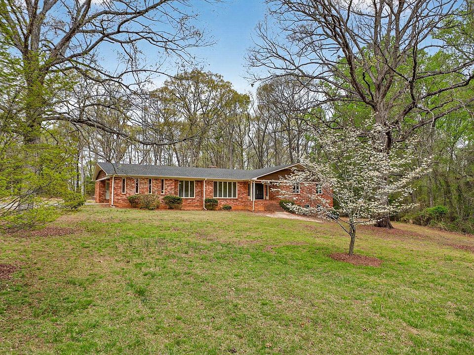 1st image of 3121 Cannons Campground Rd