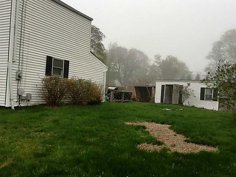 2nd image of 40 Congdon St