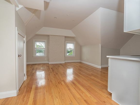 2nd image of 11 Park St #14