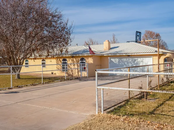 1550 Velvet Ln, Bosque Farms, NM 87068