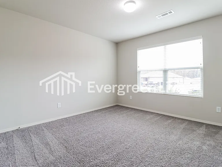 17 Dobbin Dr — Photo 11