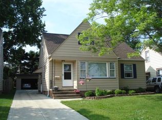 8311 Stratford Dr, Parma, OH