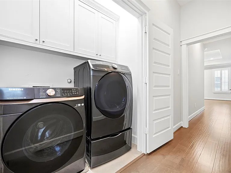 4208 Koehler St #B — Photo 28