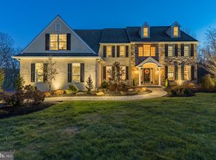 1 Forest Glen Dr, Chester Springs, PA 19425