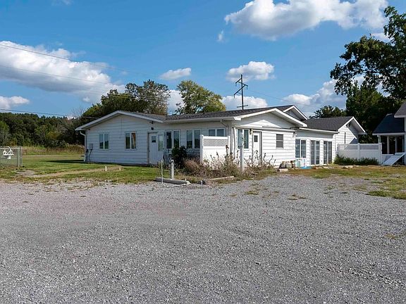 2nd image of 3751 N State Highway 148