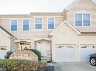 16 Wimbledon Way, Marlton, NJ 08053