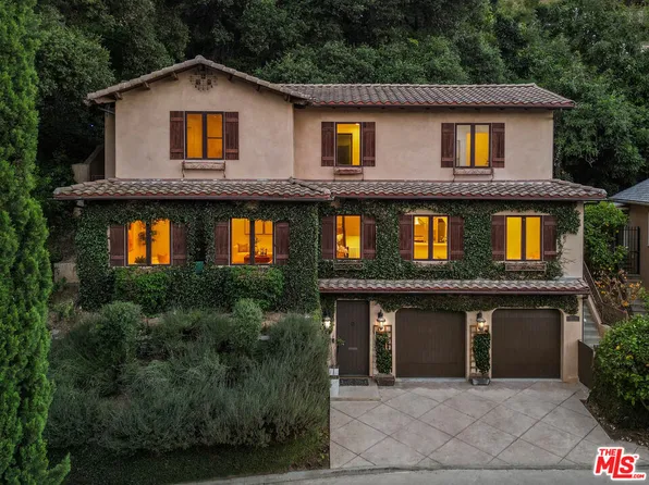 3115 Ellington Dr, Los Angeles, CA 90068