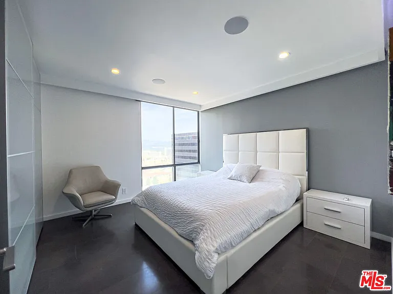 2160 Century Park E #2112 — Photo 27