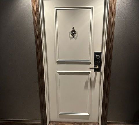 2nd image of 18 Lower Village Gate #Penthouse 4
