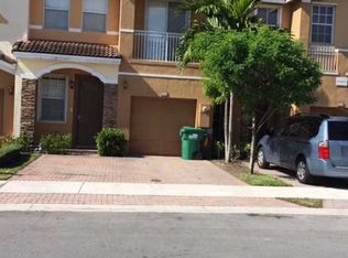 1010 NW 102nd Ct, Miami, FL 33172