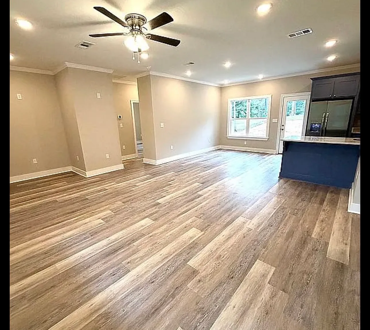 4 bed, 1455 sqft, $1,850 — Photo 2