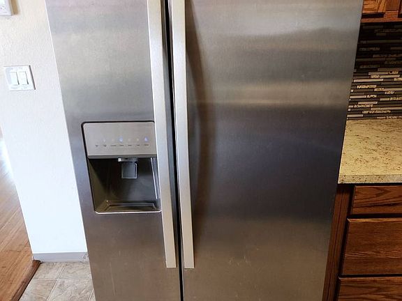 5th image of 2558 River Rd #2562
