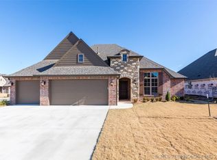 8113 N 74th East Ave, Owasso, OK 74055