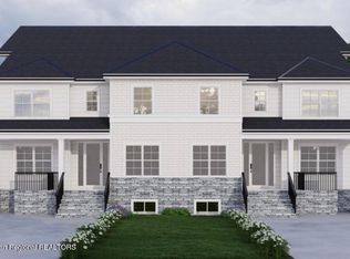 18 Holden Sq, Lakewood, NJ 08701