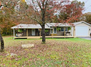 1086 Old Sunbright Rd, Jamestown, TN 38556
