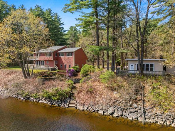 6 Hidden Ranch Drive, Hooksett, NH 03106
