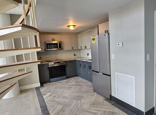275 Chapel St #3J, New Haven, CT 06513