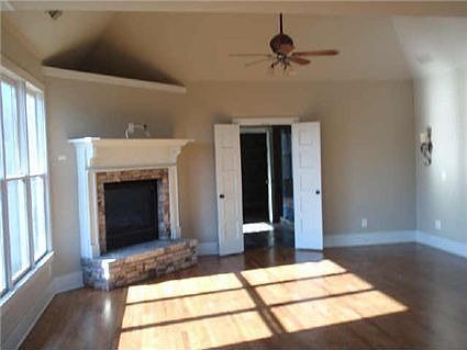 4th image of 500 River Sound Ln