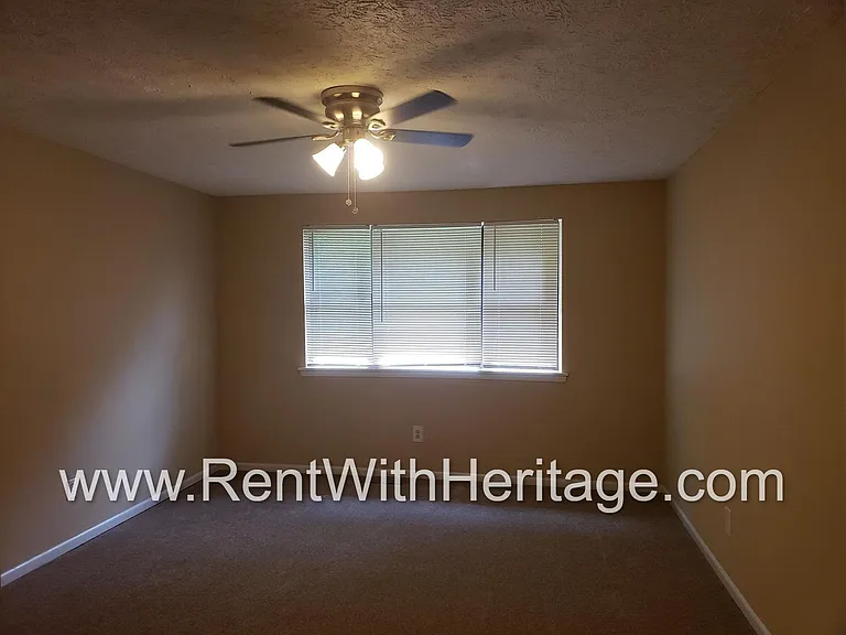 4832 Timber Ridge Dr — Photo 24