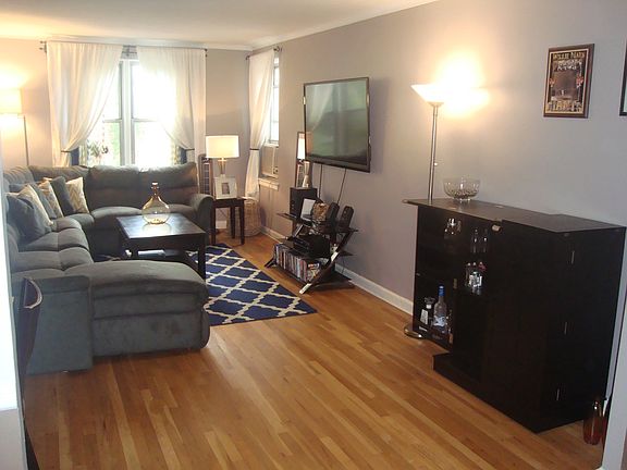 4th image of 11020 71st Ave APT 312