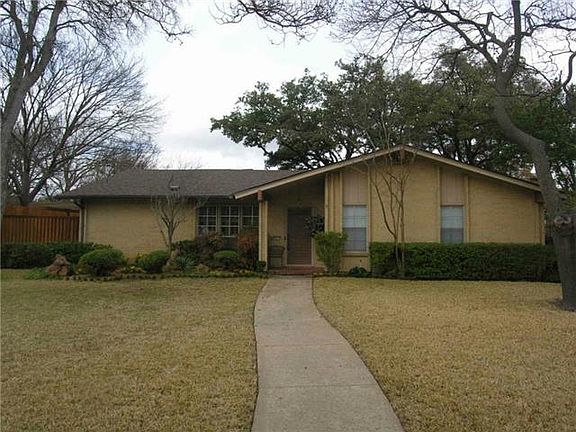 2nd image of 2916 Whitemarsh Cir