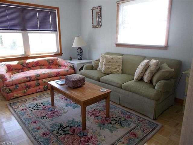 1st image of 131 Delmar Ave