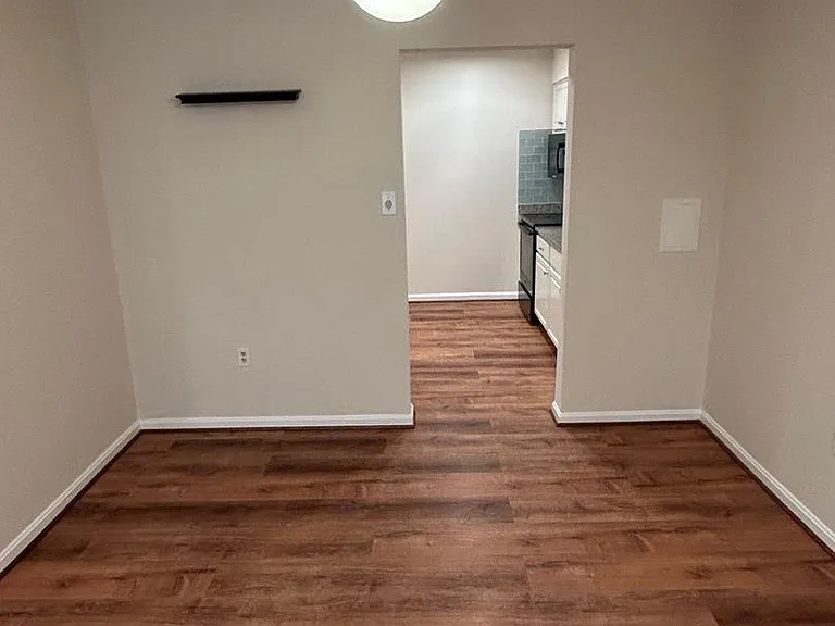 941 S Rolfe St #1 — Photo 15