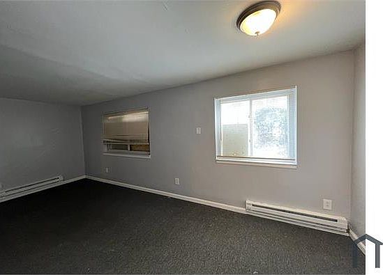 4th image of 10420 Whittier St #3