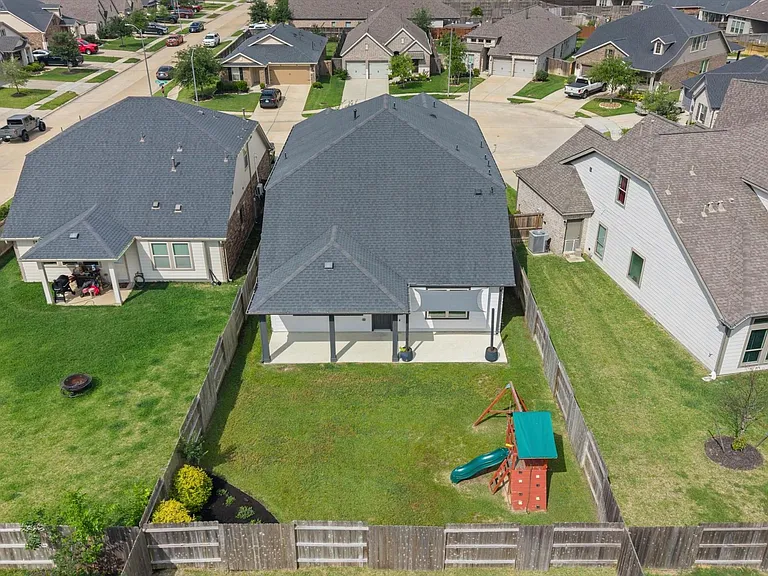 19806 Lone Paddock Cir — Photo 25