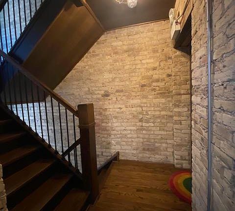 3rd image of 5056 N Winchester Ave APT 2W