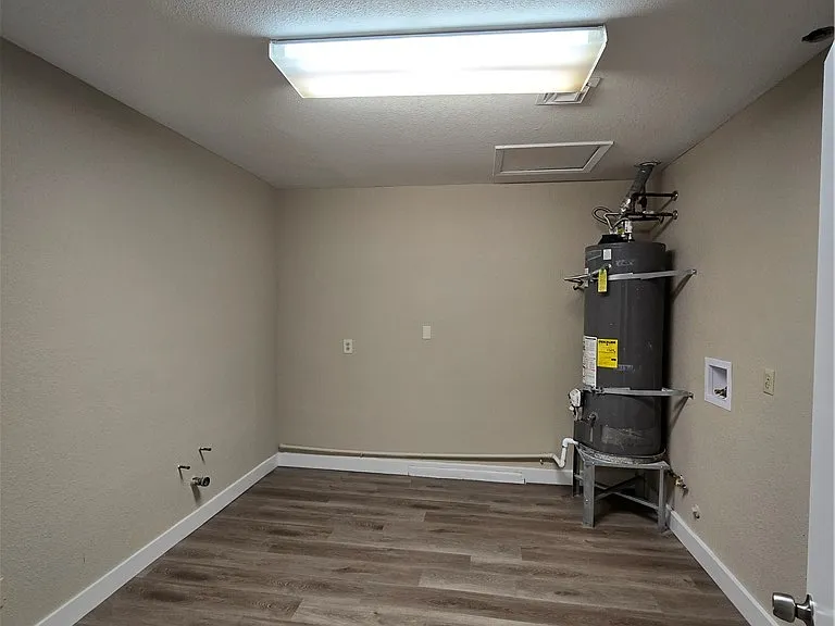 4647 Marnell Dr — Photo 31