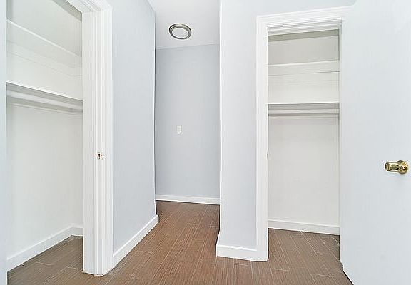 2nd image of 506 W 213th St APT 1A