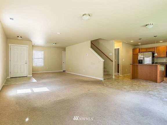 5th image of 1635 177th St E