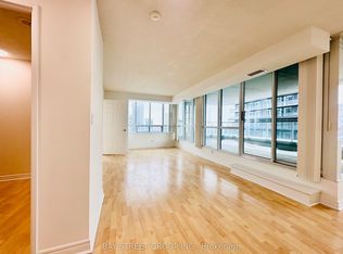 23 Hollywood Ave #Penthouse 106, Toronto, ON M2N 7L8