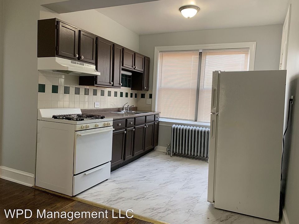 1st image of 7646 S Ingleside Ave APT 2A