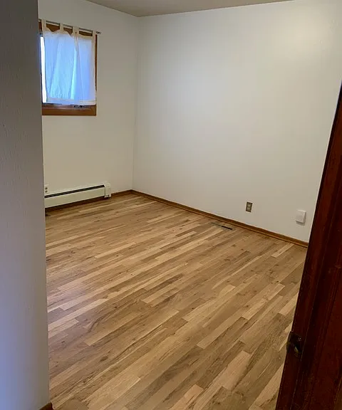 2441 W Elizabeth St — Photo 36
